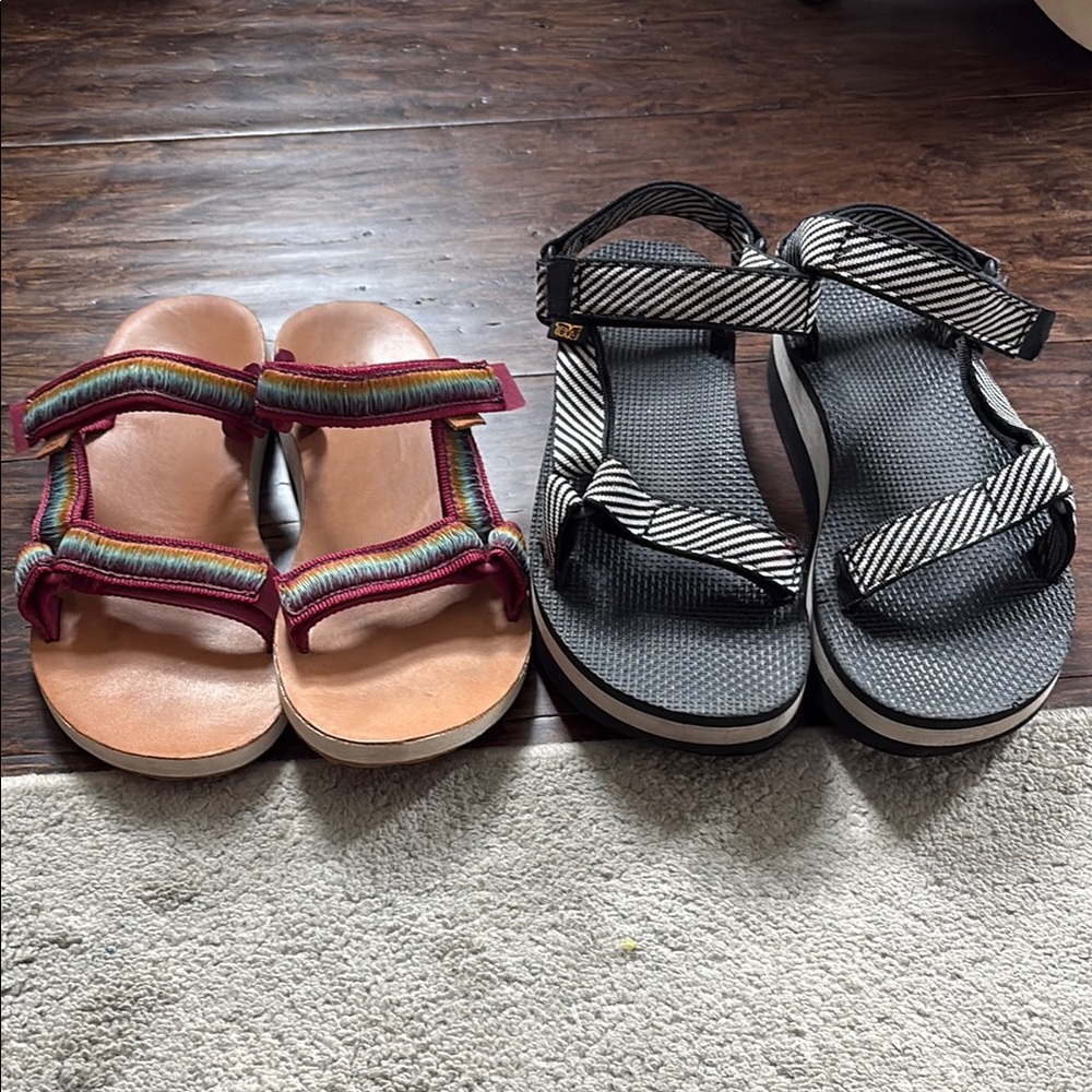 Bundle of two pair of Teva sandals 7.5-8.00